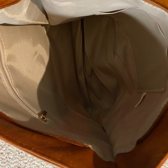 New Hobo style purse - Picture 8 of 13